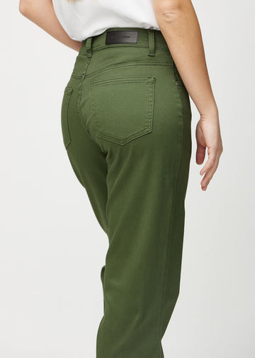 Loose-jeans til kvinner i mørkegrønn, fargen Renewals. Nærbilde bakfra på en modell, som viser passform og detaljer.